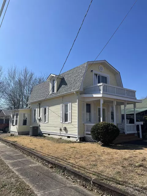 1204 Church St, Mena, AR 71953