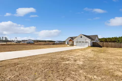 Exterior - 11638 Mars Hill Rd, Bauxite, AR 72011 photo 9 of 11