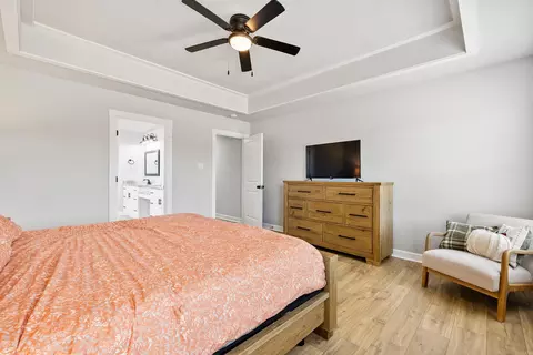 Bedroom - 11638 Mars Hill Rd, Bauxite, AR 72011 photo 2 of 4