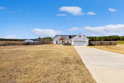 Exterior - 11638 Mars Hill Rd, Bauxite, AR 72011 photo 10 of 11