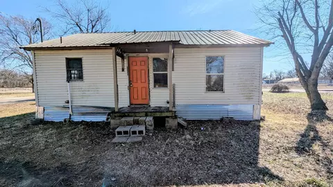 205 Hazel St, Tuckerman, AR 72473 photo 2
