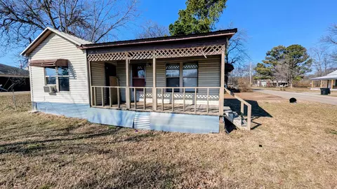 205 Hazel St, Tuckerman, AR 72473 photo 1