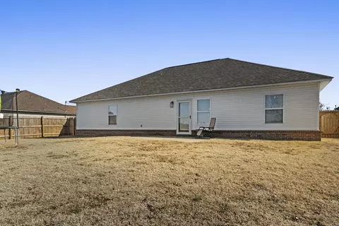Exterior - 918 Scooty Dr, Beebe, AR 72012 photo 6 of 7