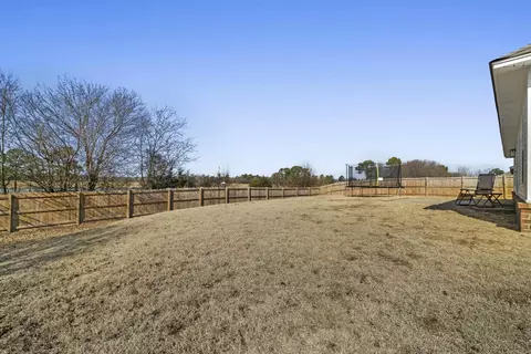 Exterior - 918 Scooty Dr, Beebe, AR 72012 photo 5 of 7