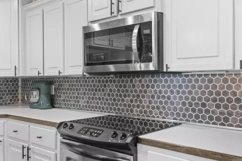 Kitchen - 918 Scooty Dr, Beebe, AR 72012 photo 3 of 3