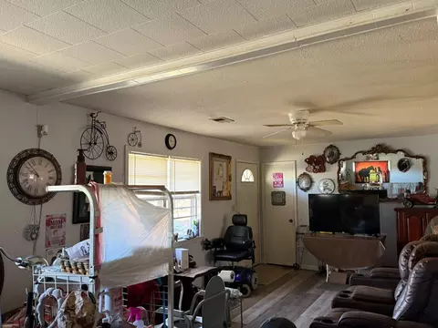 Living - 637 Hwy 63, Williford, AR 72482 photo 2 of 3