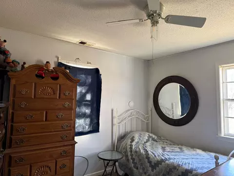 Bedroom - 637 Hwy 63, Williford, AR 72482 photo 2 of 2