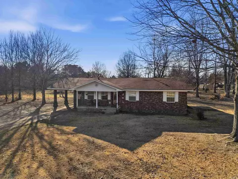 Exterior - 2275 Victory Ln, Conway, AR 72032 photo 3 of 4
