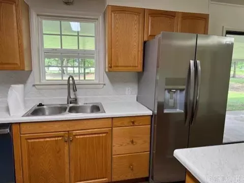 Kitchen - 2275 Victory Ln, Conway, AR 72032 photo 1 of 2