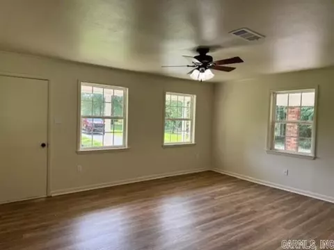 Living - 2275 Victory Ln, Conway, AR 72032 photo 2 of 2