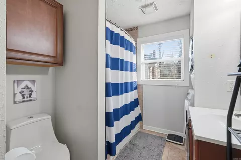 Bath - 232 Mitchell St, Conway, AR 72034 photo 1 of 1