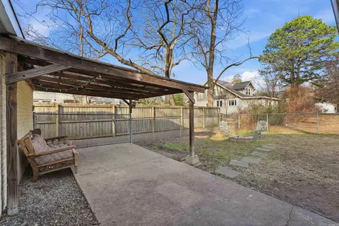 Exterior - 232 Mitchell St, Conway, AR 72034 photo 6 of 6