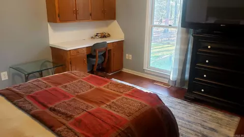 Bedroom - 139 Garden Dr, Mount Ida, AR 71957 photo 3 of 7