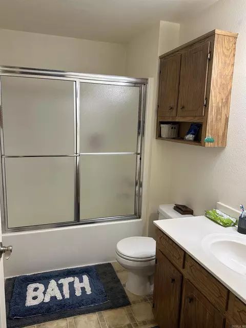 Bath - 139 Garden Dr, Mount Ida, AR 71957 photo 3 of 3