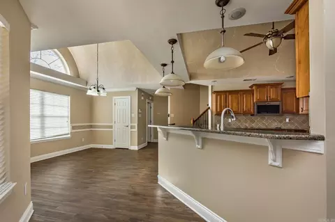 Living - 44 Hickory Bend Dr, Cabot, AR 72023 photo 8 of 8