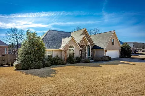 Exterior - 44 Hickory Bend Dr, Cabot, AR 72023 photo 3 of 9