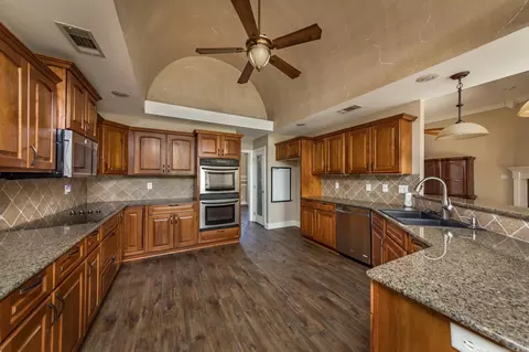 Kitchen - 44 Hickory Bend Dr, Cabot, AR 72023 photo 2 of 4