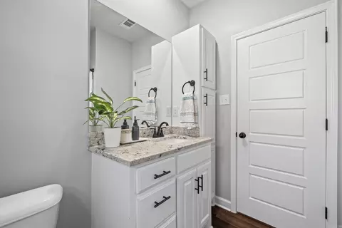 Bath - 142 Hayden Dr, Beebe, AR 72012 photo 4 of 5
