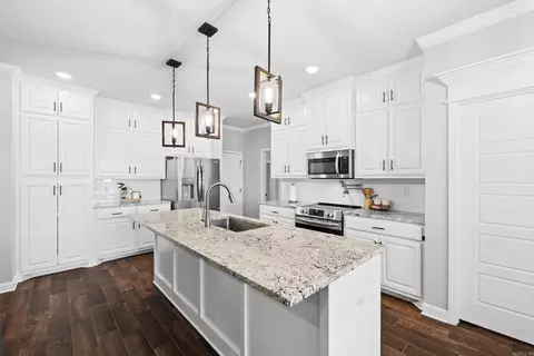 Kitchen - 142 Hayden Dr, Beebe, AR 72012 photo 1 of 5