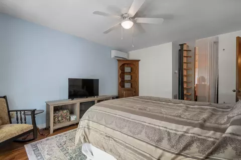 Bedroom - 90 Silverpoint Unit 4 Dr, Mount Ida, AR 71957 photo 2 of 4