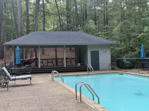Exterior - 90 Silverpoint Unit 4 Dr, Mount Ida, AR 71957 photo 1 of 11