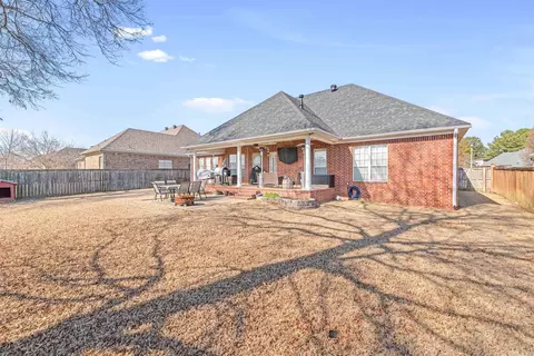 Exterior - 2575 Forest View Dr, Conway, AR 72034 photo 5 of 5
