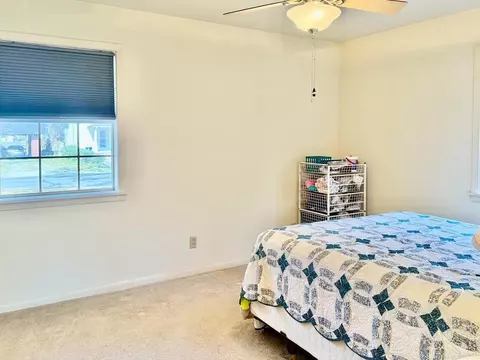 Bedroom - 203 Pine Bluff St, Malvern, AR 72104 photo 3 of 3