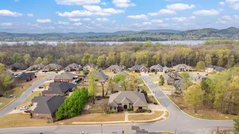 147 Oneida Way, Maumelle, AR 72113