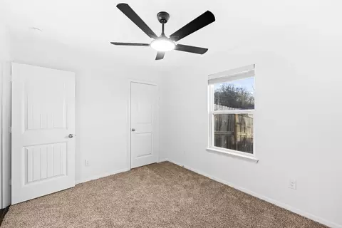 Bedroom - 13 Oakland Cir, Austin, AR 72007 photo 5 of 6