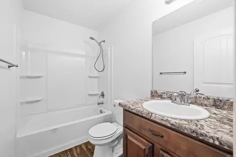 Bath - 13 Oakland Cir, Austin, AR 72007 photo 1 of 2