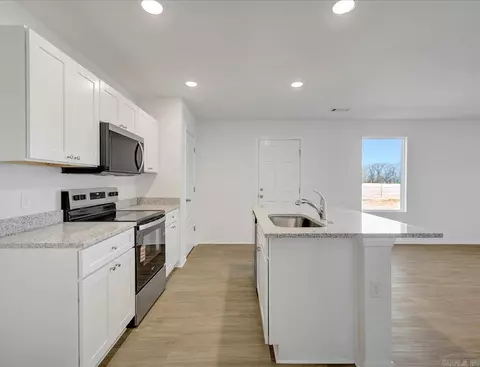 Kitchen - 401 Moonlight Graham Blvd, Ward, AR 72176 photo 2 of 3