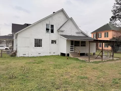 Exterior - 404 Turner St, Warren, AR 71671 photo 4 of 6