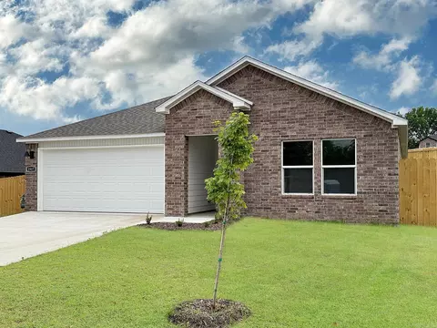 6324 Warwick Dr, Bryant, AR 72002