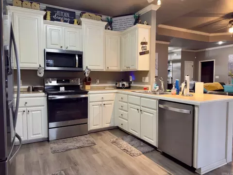 205 Merril Dr, Benton, AR 72015 photo 8
