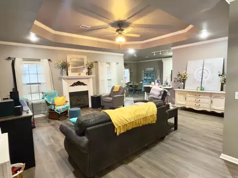205 Merril Dr, Benton, AR 72015 photo 4
