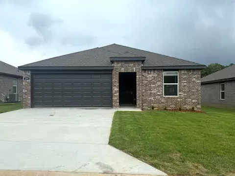 235 Stone Canyon Dr, Maumelle, AR 72113