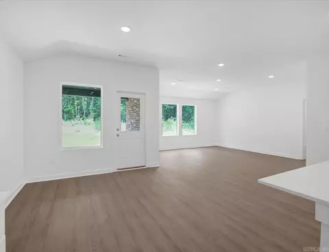 Living - 56 Wolfsbridge Loop, Cabot, AR 72023 photo 2 of 7