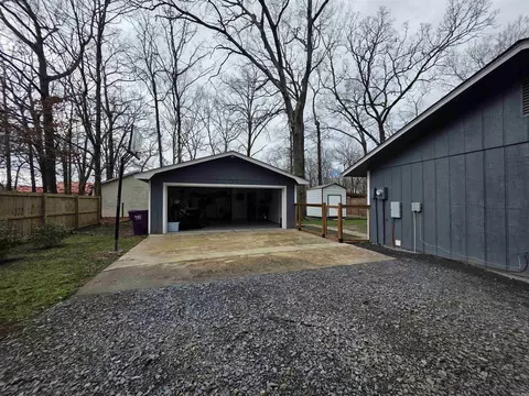 Exterior - 9 Palmer Dr, Conway, AR 72032 photo 2 of 4