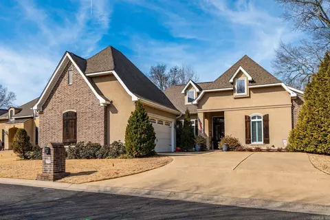 104 Bella Ct, Hot Springs, AR 71901