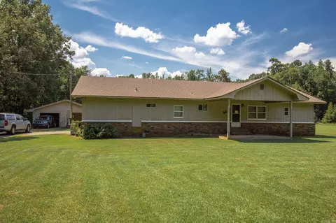 1508 Red Oak Ln, Pine Bluff, AR 71603 photo 2