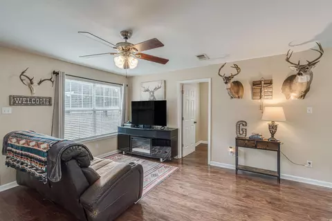 Living - 12504 Dalin Rd, Cabot, AR 72023 photo 1 of 1