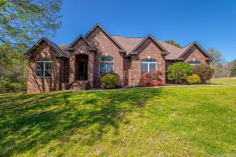 522 Valley Hill Dr, Benton, AR 72019
