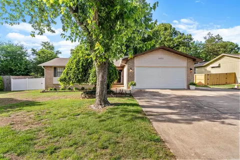 1401 S Kingswood Way, Mountain Home, AR 72653