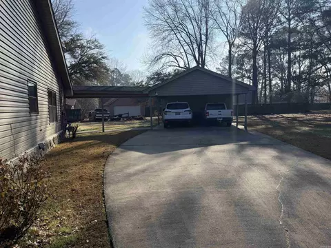 Exterior - 6 Cromwell Cv, Pine Bluff, AR 71603 photo 3 of 5