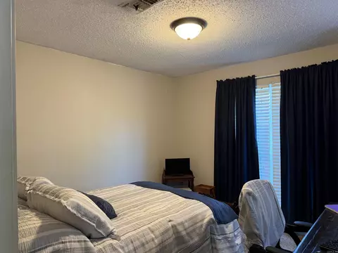 Bedroom - 6 Cromwell Cv, Pine Bluff, AR 71603 photo 3 of 5