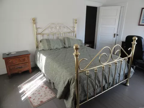 Bedroom - 4473 Rumley Rd, Dennard, AR 72629 photo 8 of 10