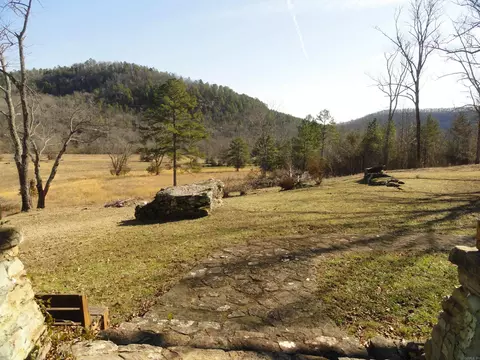 Exterior - 4473 Rumley Rd, Dennard, AR 72629 photo 6 of 12