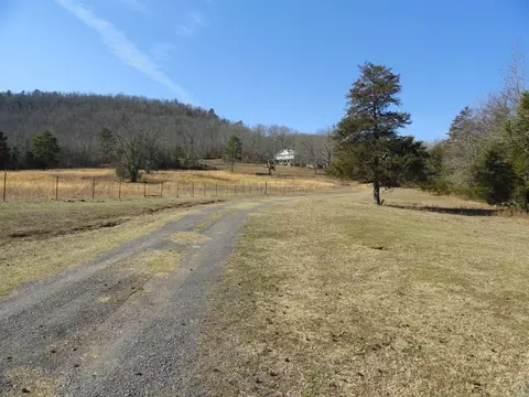Exterior - 4473 Rumley Rd, Dennard, AR 72629 photo 2 of 12