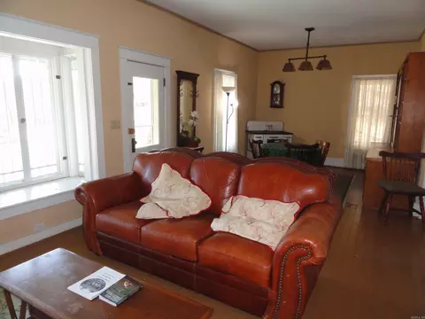 Living - 4473 Rumley Rd, Dennard, AR 72629 photo 2 of 6