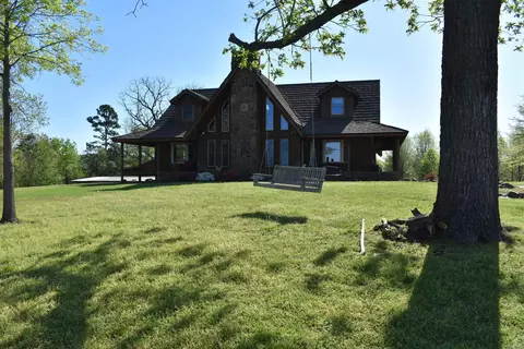 12192 Point Breeze Rd, Parks, AR 72950